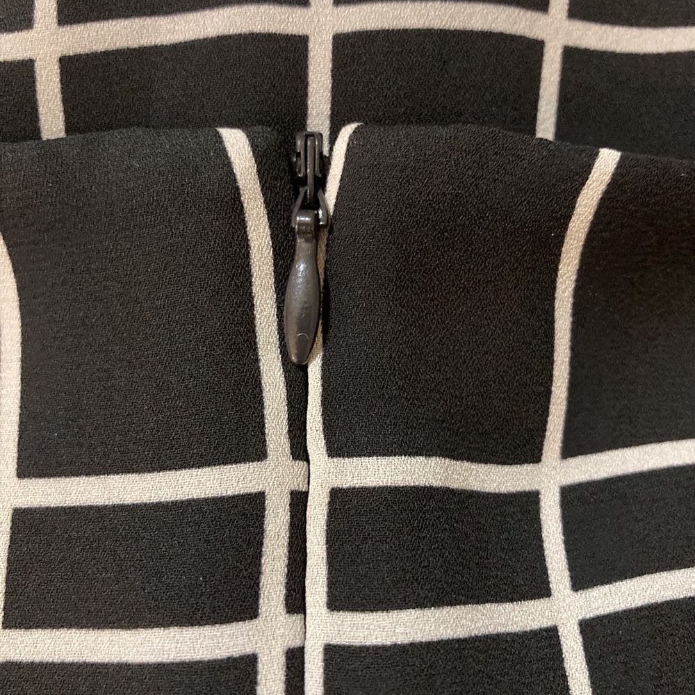 Banana Republic Midi Shift Dress | Size 10 | Workplace | Holiday | Casual Event - Picture 11 of 11